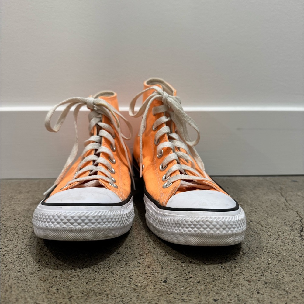 Converse Chuck Taylor Orange High-Tops